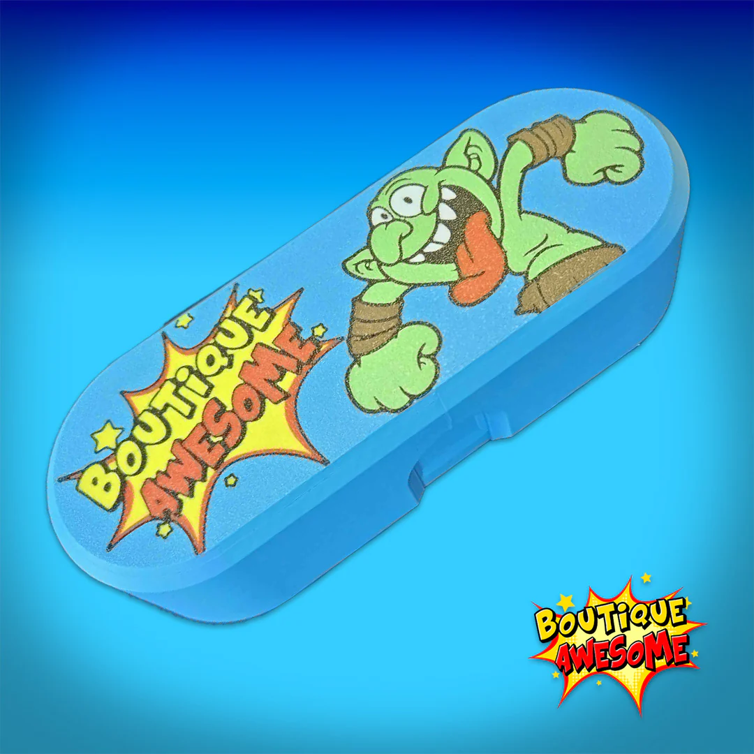 🌀 BEYBLADE X, DECK CASE, Goblin Awesome (rounded)  – Awesome Essentials